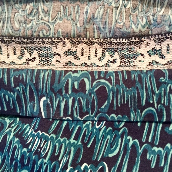 LILLY PULITZER CURSIVE SIGNATURE COWL NECK DRESS - Picture 7 of 8